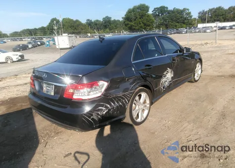 2012 Mercedes-Benz E 350 4Matic z USA, uszkodzony, nr VIN WDDHF8JB5CA572833